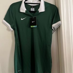 Women’s Nike Golf Polo Shirt - NWT